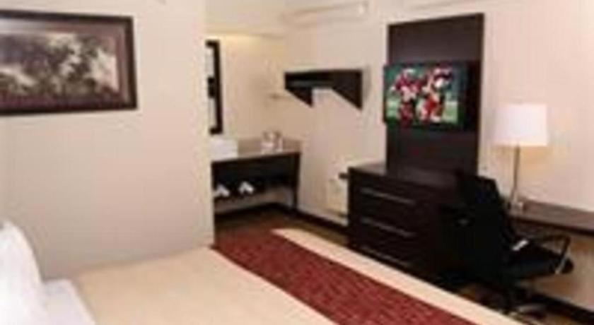 เรด รูฟ พลัส+ ยูนิเวอร์ซิตี้ แอท บัฟฟาโล - แอเมิสต์ Hotel แอมเฮิร์ส ภายนอก รูปภาพ