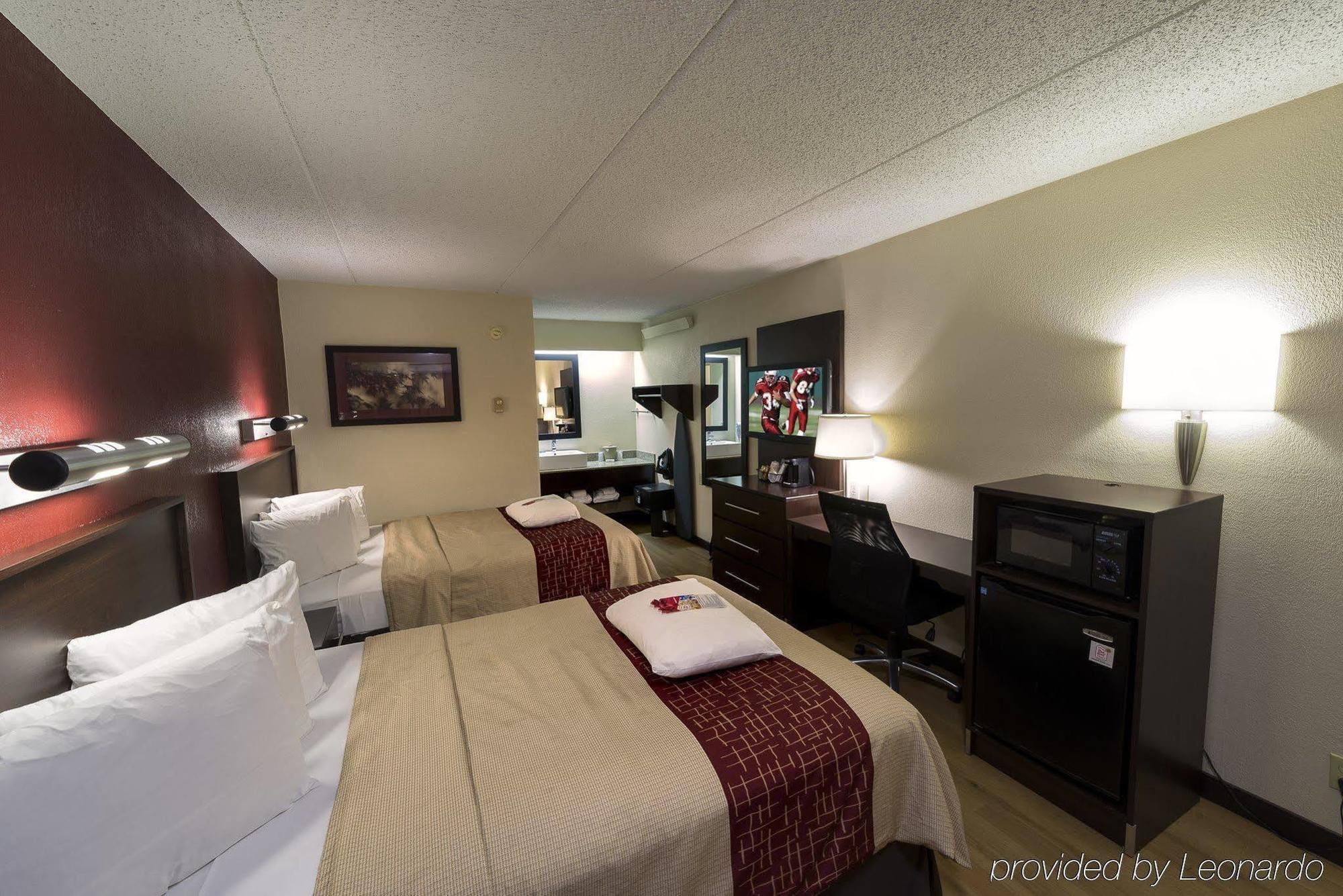 เรด รูฟ พลัส+ ยูนิเวอร์ซิตี้ แอท บัฟฟาโล - แอเมิสต์ Hotel แอมเฮิร์ส ภายนอก รูปภาพ